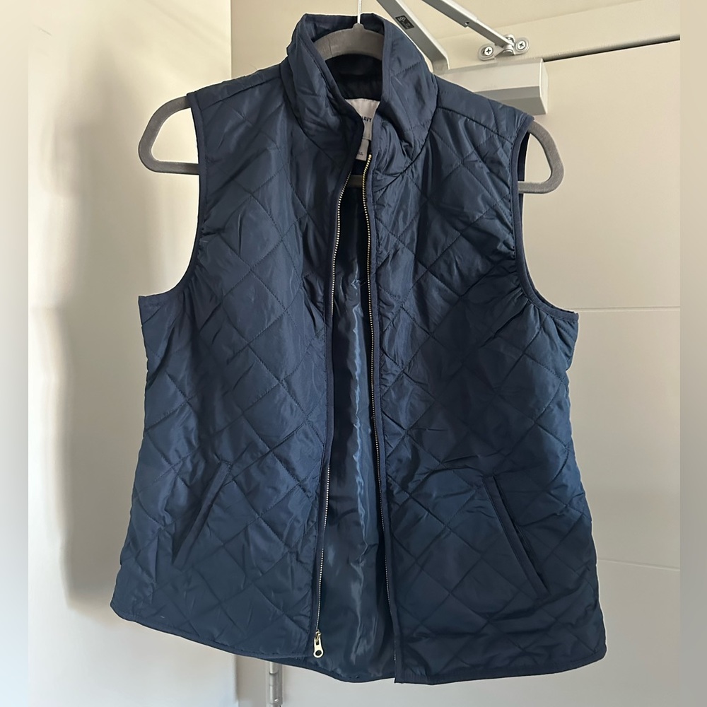 Old Navy Thin Puffer Vest